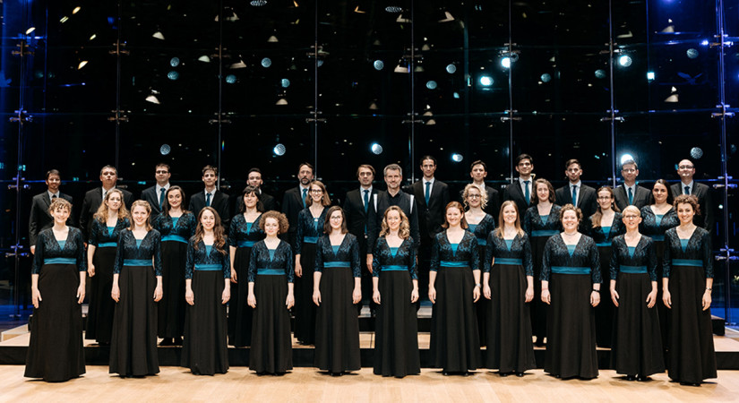 Franz Liszt Chamber Orchestra & New Liszt Ferenc Chamber Choir 