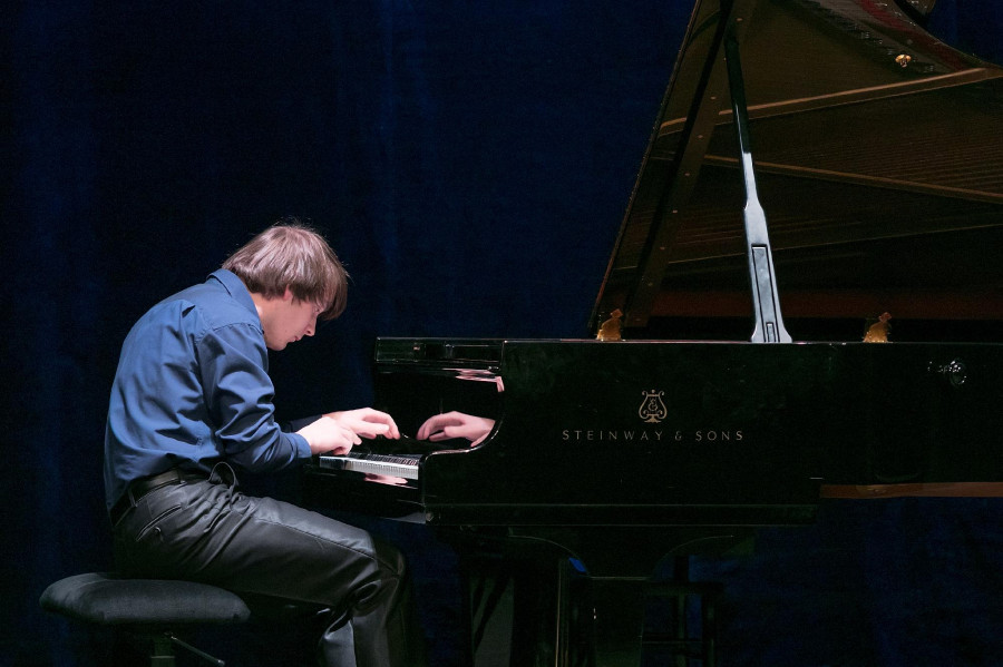 Henrik Szőcs Piano Diploma Concert